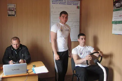 Steering wheel grip and rotation technique exercises at the Academy