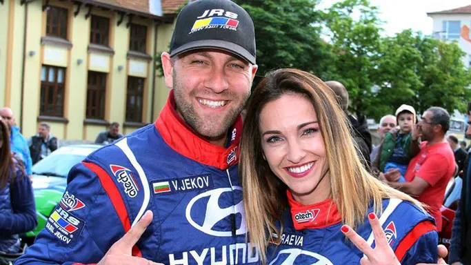 Vasil Jekov and Alex Raeva after their championship win at Hyundai Racing Trophy